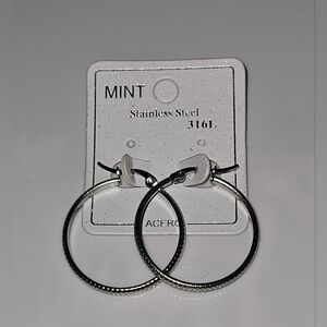 Mint Textured Silver-Tone Medium Sized Hoop Earrings BNIB
